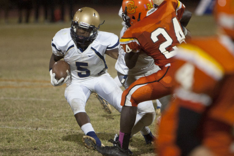 Football: DV vs Corona